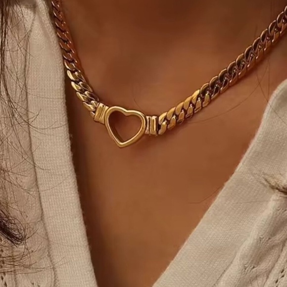 14k Gold Plated/Stainless Steel Non-tarnish and Waterproof Necklace 20 in - Picture 3 of 4